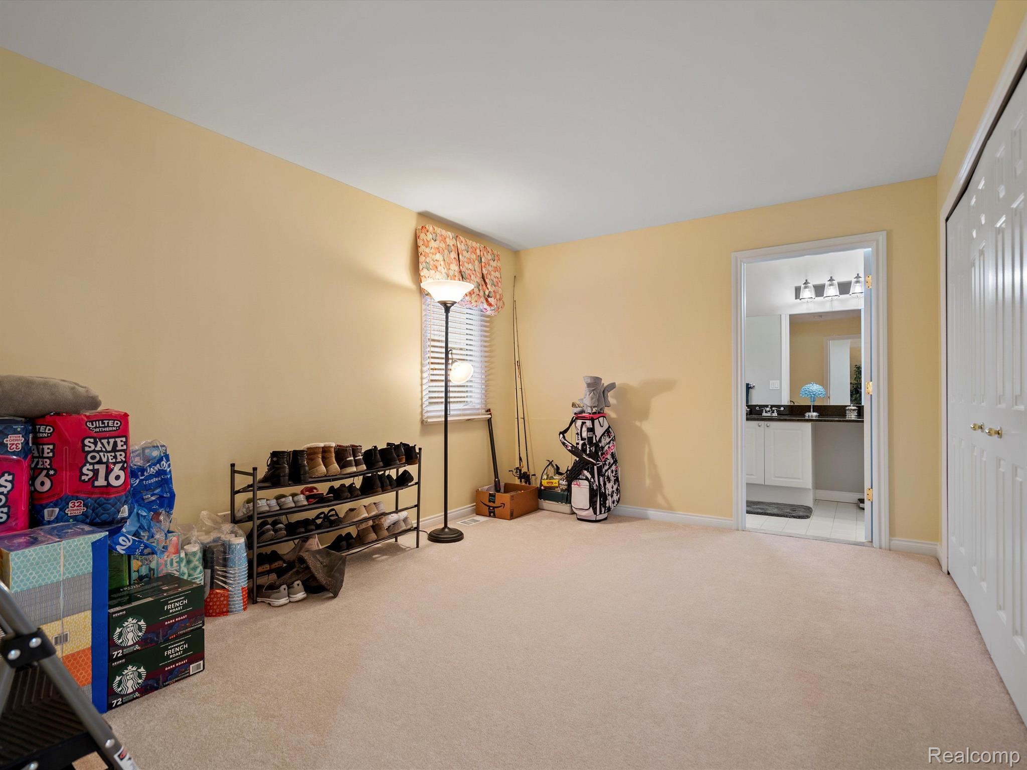1590 Scenic Hollow Rochester, MI 48306 - Photo 48 of 85 Gallery Image 48