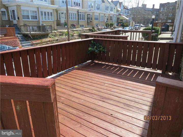 218 Wembly Road Upper Darby, PA 19082 - Photo 2 of 24 Deck