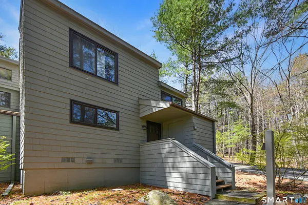$275,000 | 151 Old Farms, Unit 151, Torrington, CT 06790