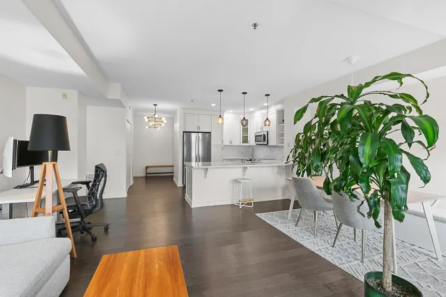 $325,000 | 660 North 2nd Street, Unit 303, Minneapolis, MN 55401