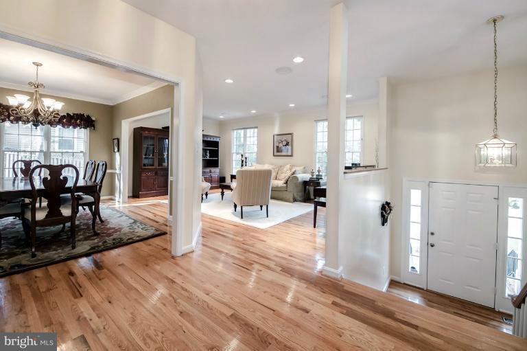 8910 Ellsworth Court Silver Spring, MD 20910 - Photo 20 of 30 Interior (General)
