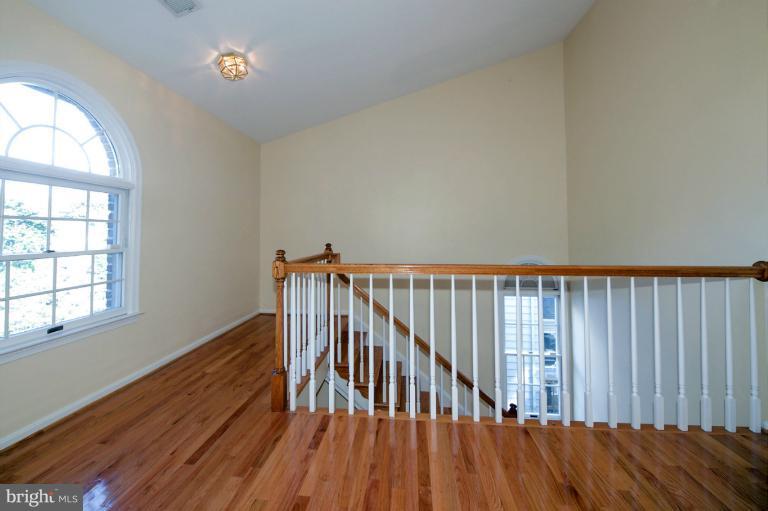 8910 Ellsworth Court Silver Spring, MD 20910 - Photo 6 of 30 Interior (General)