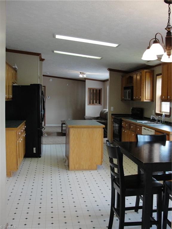 1534 Spainhour Mill Road Pinnacle, NC 27043 - Photo 12 of 30 Gallery Image 12