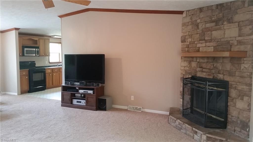 1534 Spainhour Mill Road Pinnacle, NC 27043 - Photo 6 of 30 Gallery Image 6