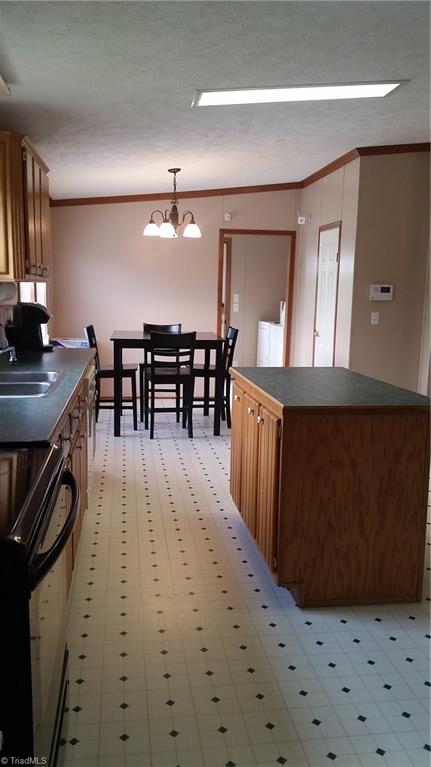 1534 Spainhour Mill Road Pinnacle, NC 27043 - Photo 10 of 30 Gallery Image 10
