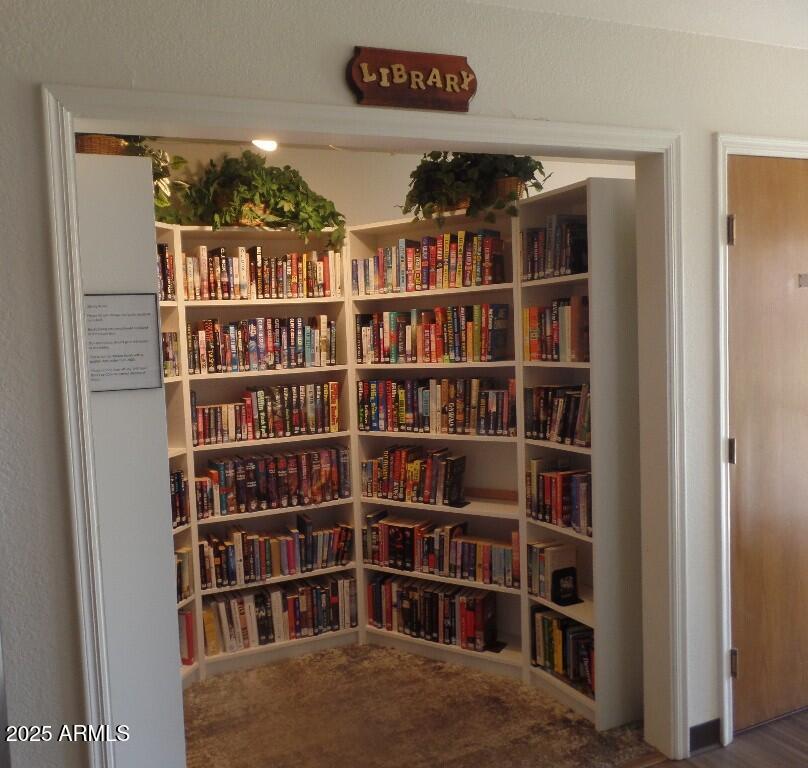 1021 South Greenfield Road, Unit 1106 Mesa, AZ 85206 - Photo 31 of 36 Library