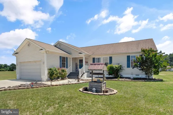 $370,000 | 2353 Yardarm Drive, Greenbackville, VA 23356