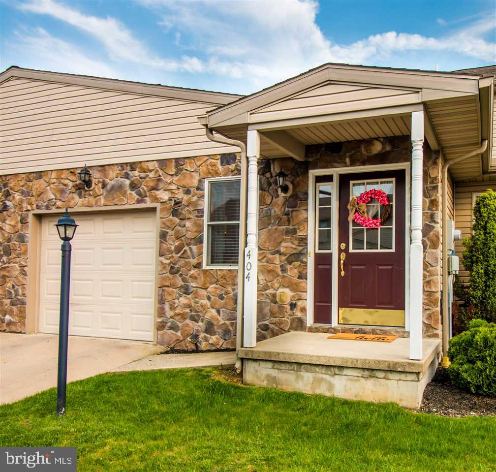 404 Springbrook Court Hanover, PA 17331 - Photo 1 of 29 Gallery Image 1
