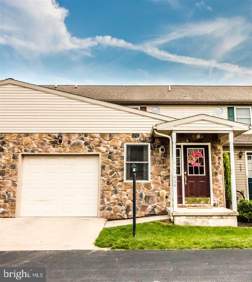 404 Springbrook Court Hanover, PA 17331 - Photo 2 of 29 Gallery Image 2