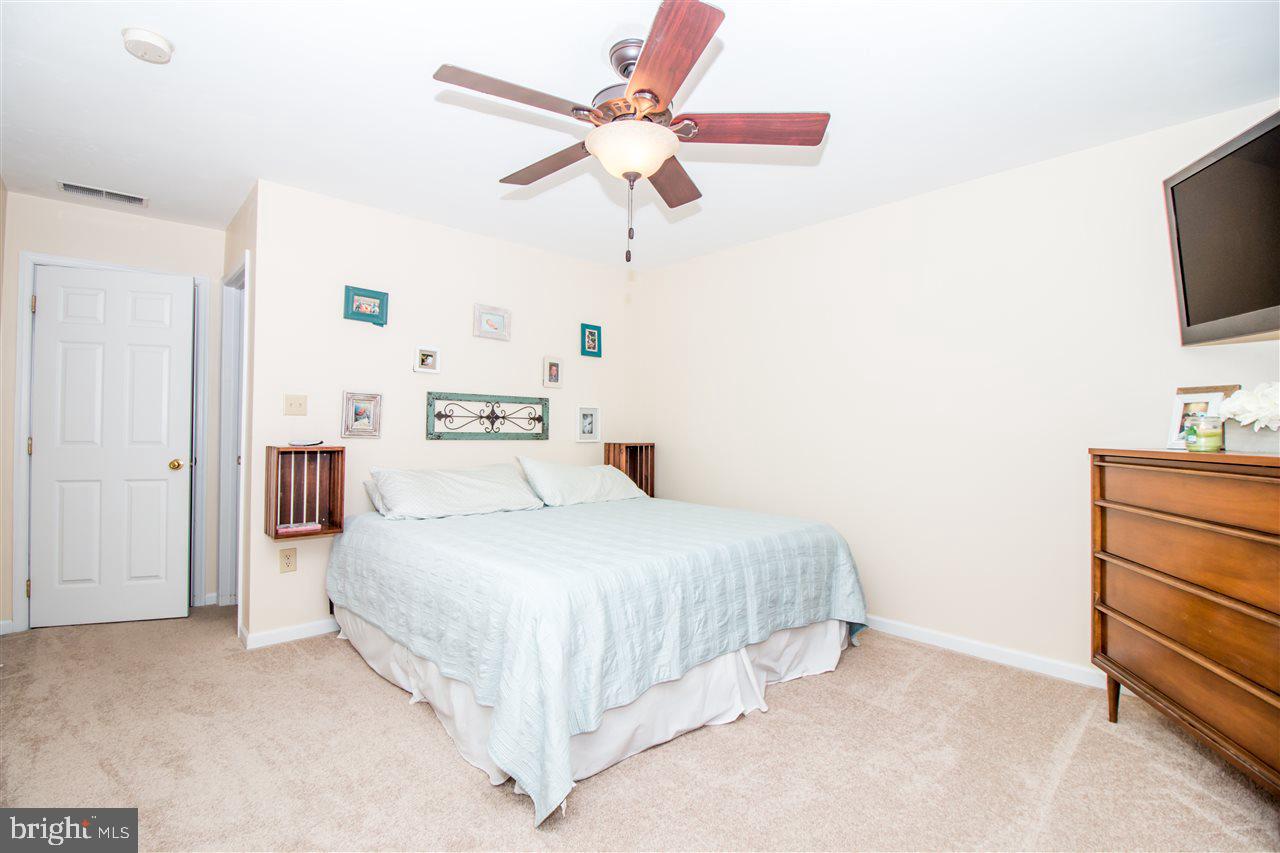 404 Springbrook Court Hanover, PA 17331 - Photo 15 of 29 Gallery Image 15