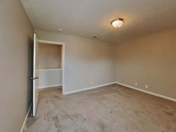 $2,099 | 1421 East Nir Shreibman Boulevard, La Vergne, TN 37086
