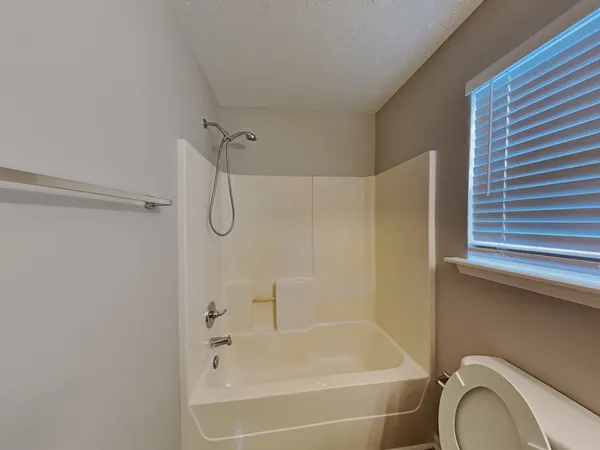 $2,099 | 1421 East Nir Shreibman Boulevard, La Vergne, TN 37086