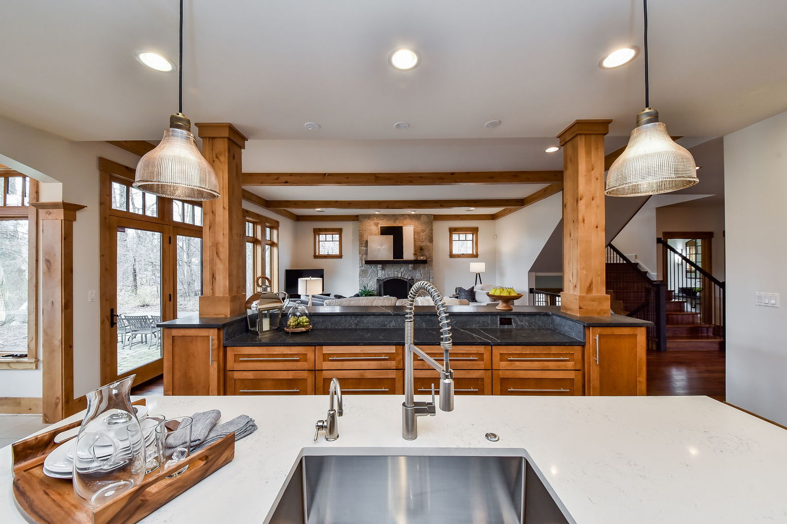 869 East Hillside Road Naperville, IL 60540 - Photo 12 of 47