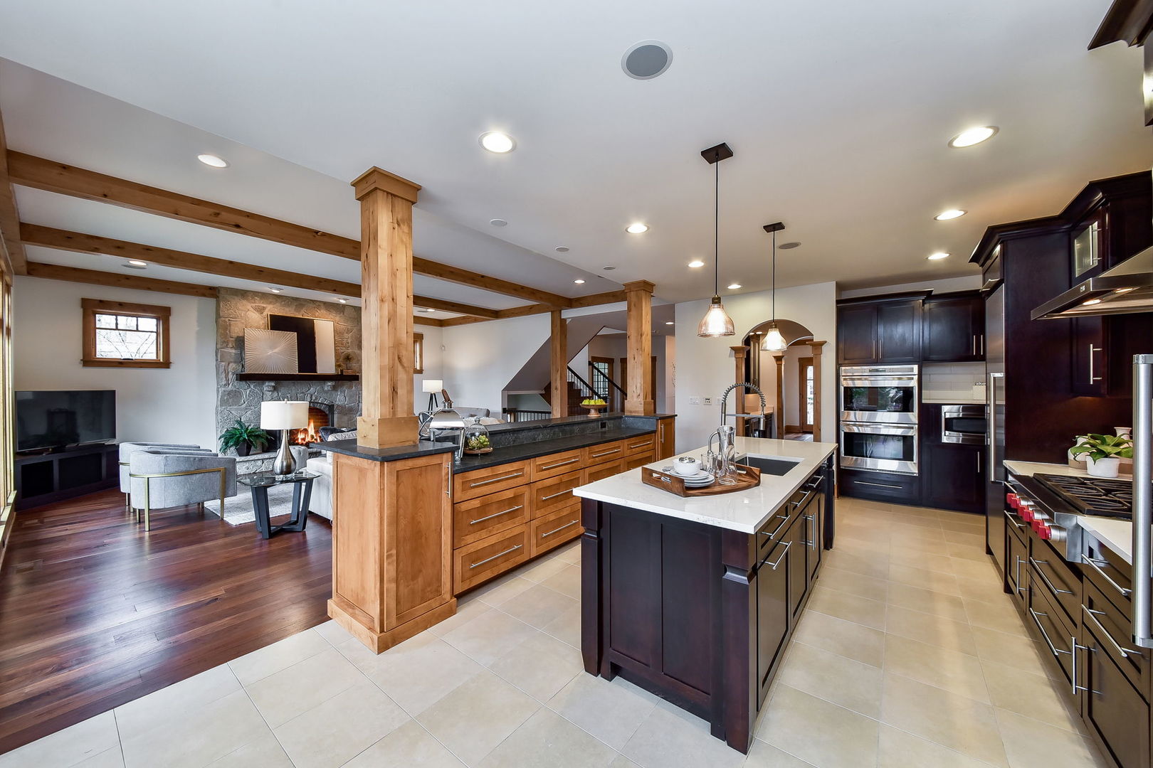 869 East Hillside Road Naperville, IL 60540 - Photo 13 of 47