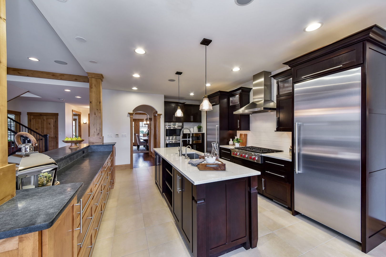 869 East Hillside Road Naperville, IL 60540 - Photo 14 of 47