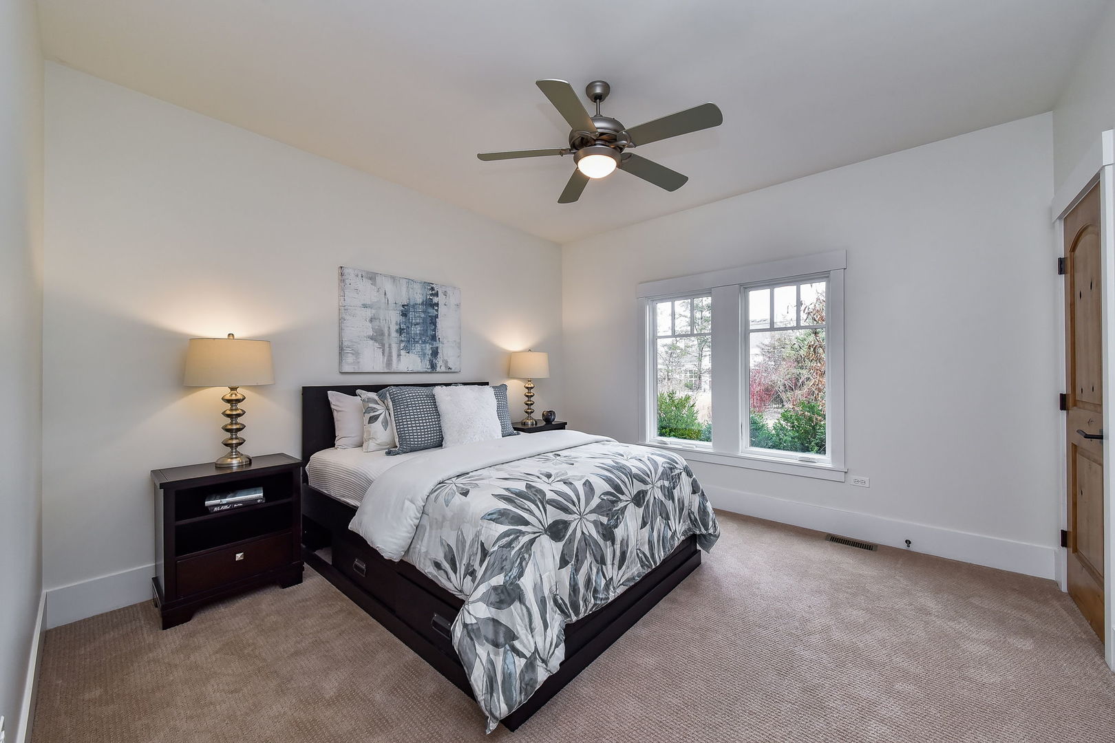 869 East Hillside Road Naperville, IL 60540 - Photo 20 of 47