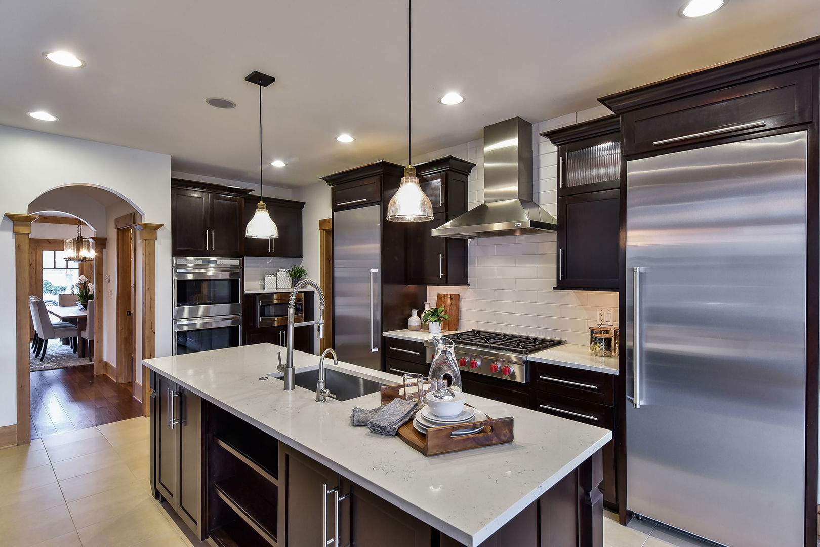869 East Hillside Road Naperville, IL 60540 - Photo 10 of 47