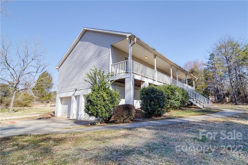 1176 Wilson Road Linwood, NC 27299 - Photo 2 of 45 Gallery Image 2
