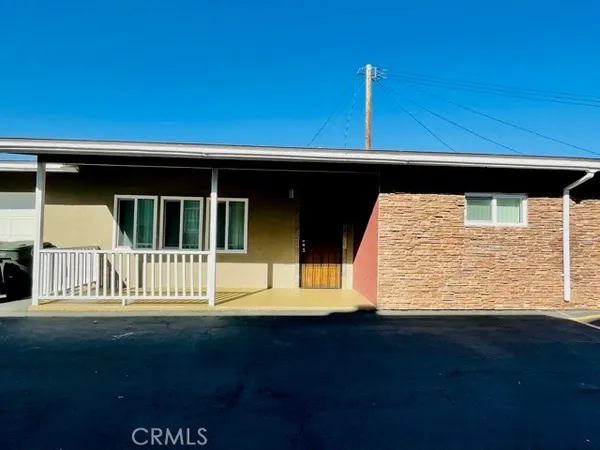 $3,395 | 2536 Orange Avenue, Unit F, Costa Mesa, CA 92627