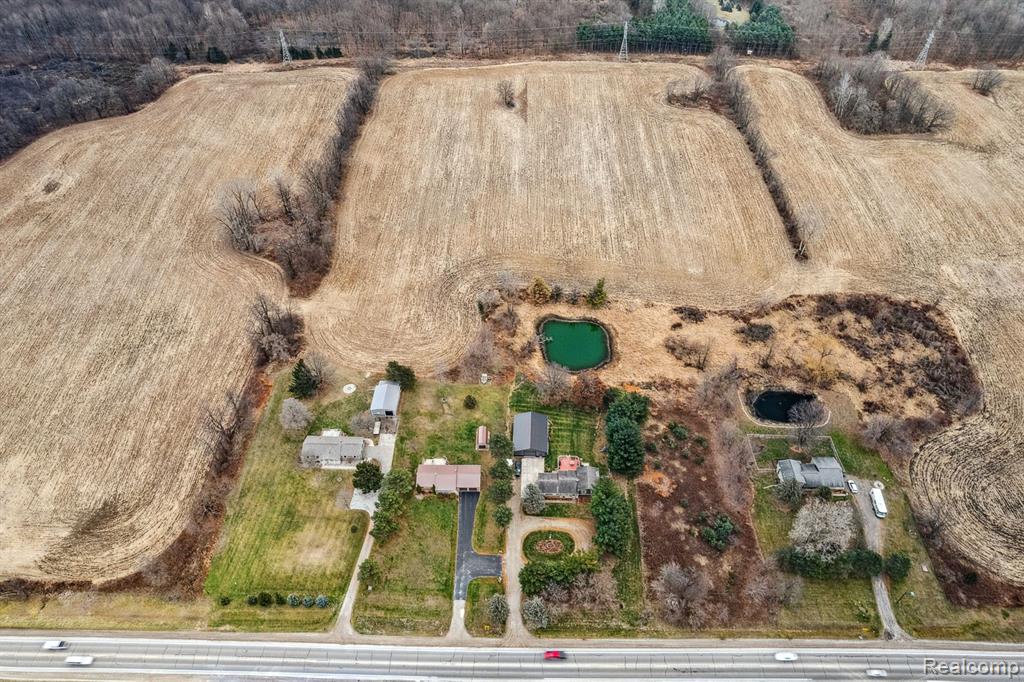 4711 South Lapeer Road Metamora, MI 48455 - Photo 6 of 12