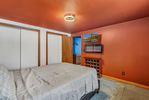 $199,900 | 658 Lucy Knowles Road, Farmington, ME 04938