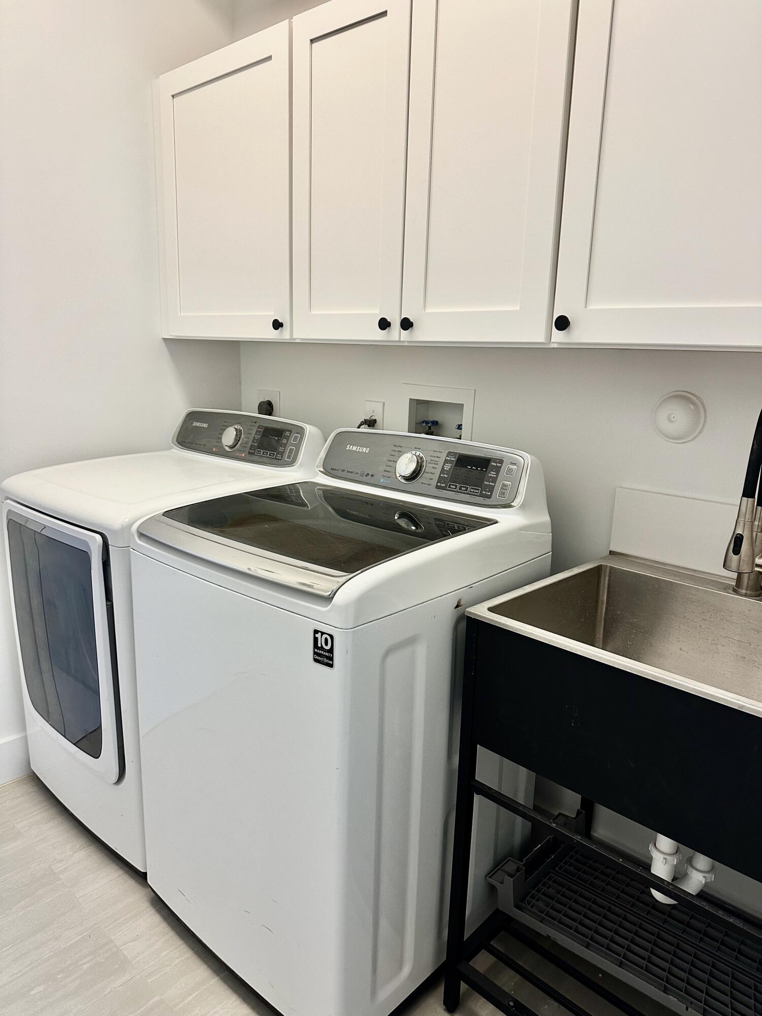 10216 Lexington Estates Boulevard Boca Raton, FL 33428 - Photo 15 of 20 launddry