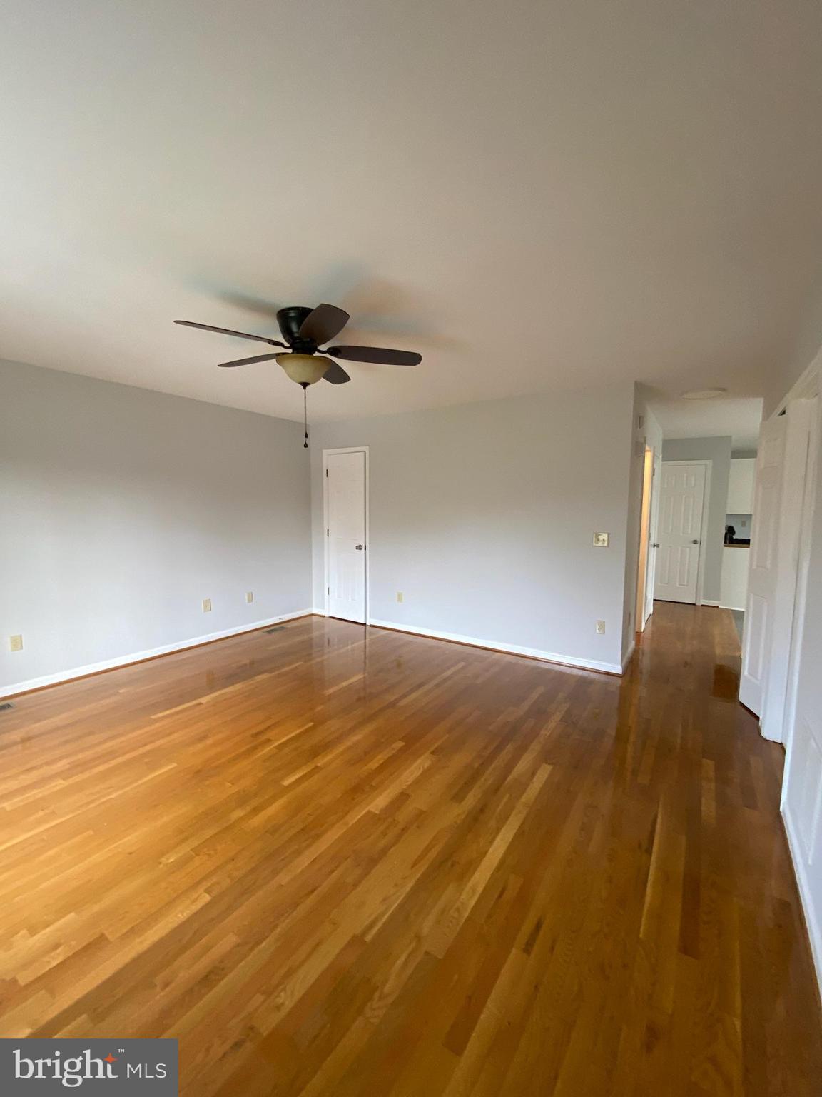 321 Spring Street Culpeper, VA 22701 - Photo 13 of 50 Living room
