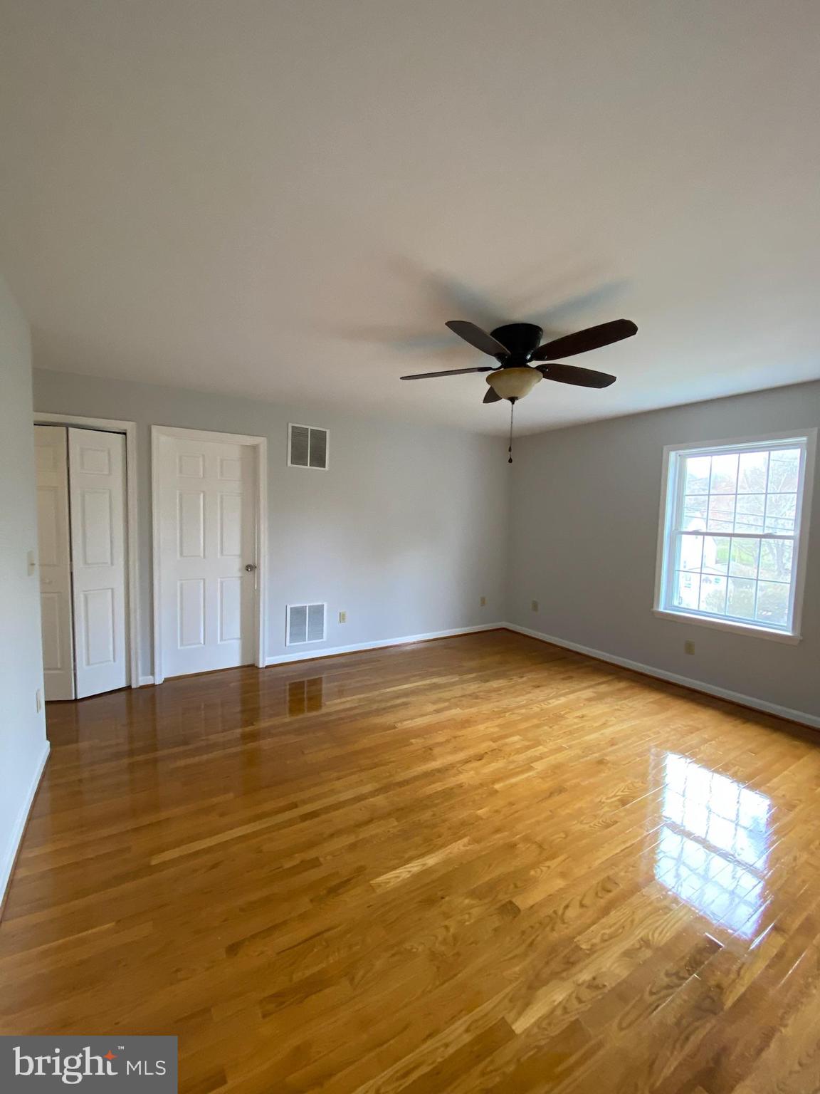 321 Spring Street Culpeper, VA 22701 - Photo 14 of 50 Living room
