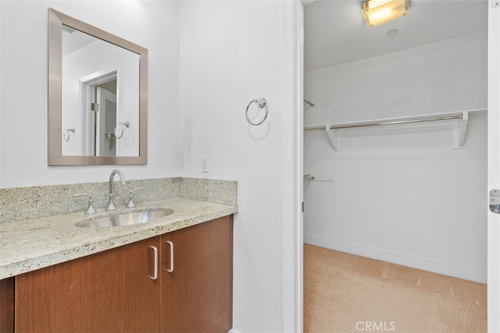 19 Delancy Irvine, CA 92612 - Photo 24 of 44