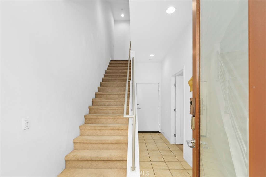 19 Delancy Irvine, CA 92612 - Photo 6 of 44