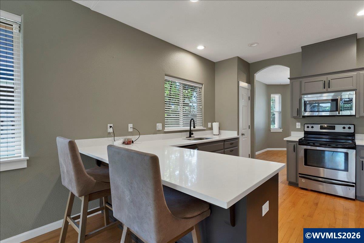 284 Southwest Wyatt Street Dallas, OR 97338 - Photo 11 of 38