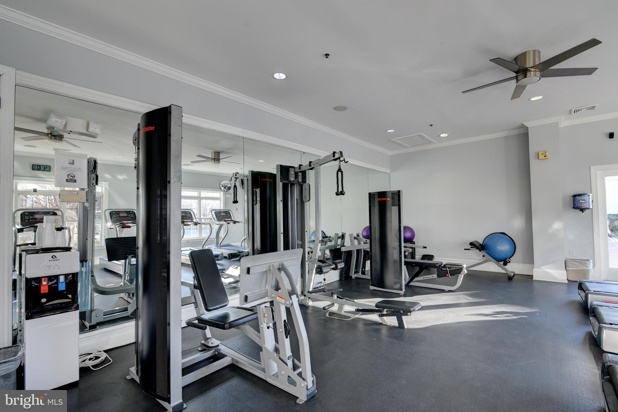 514 Sunset View Terrace Southeast, Unit 103 Leesburg, VA 20175 - Photo 20 of 23 GREAT EQUIPTMENT