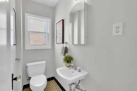 $1,395,000 | 844 Ramona Avenue, Albany, CA 94706