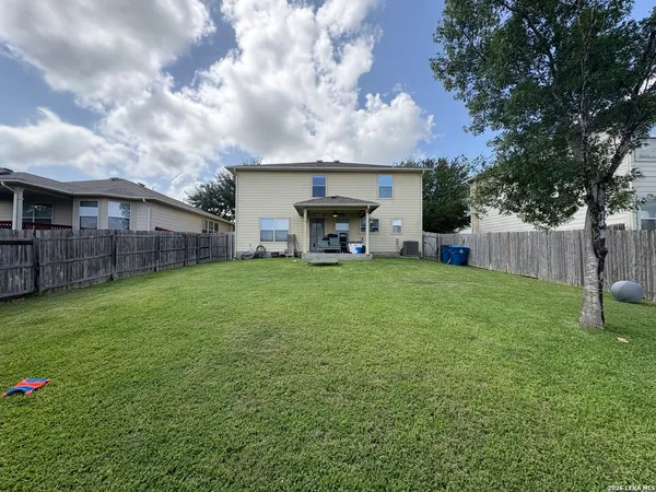 $1,900 | 220 Anvil Place, Cibolo, TX 78108