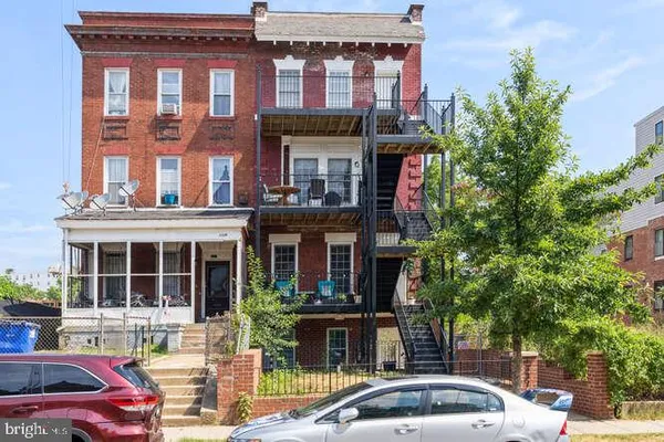 $4,300 | 1337 Girard Street Northwest, Unit 4, Washington, DC 20009