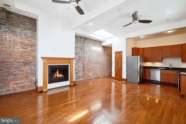 $4,300 | 1337 Girard Street Northwest, Unit 4, Washington, DC 20009
