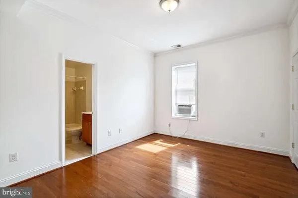 $4,300 | 1337 Girard Street Northwest, Unit 4, Washington, DC 20009