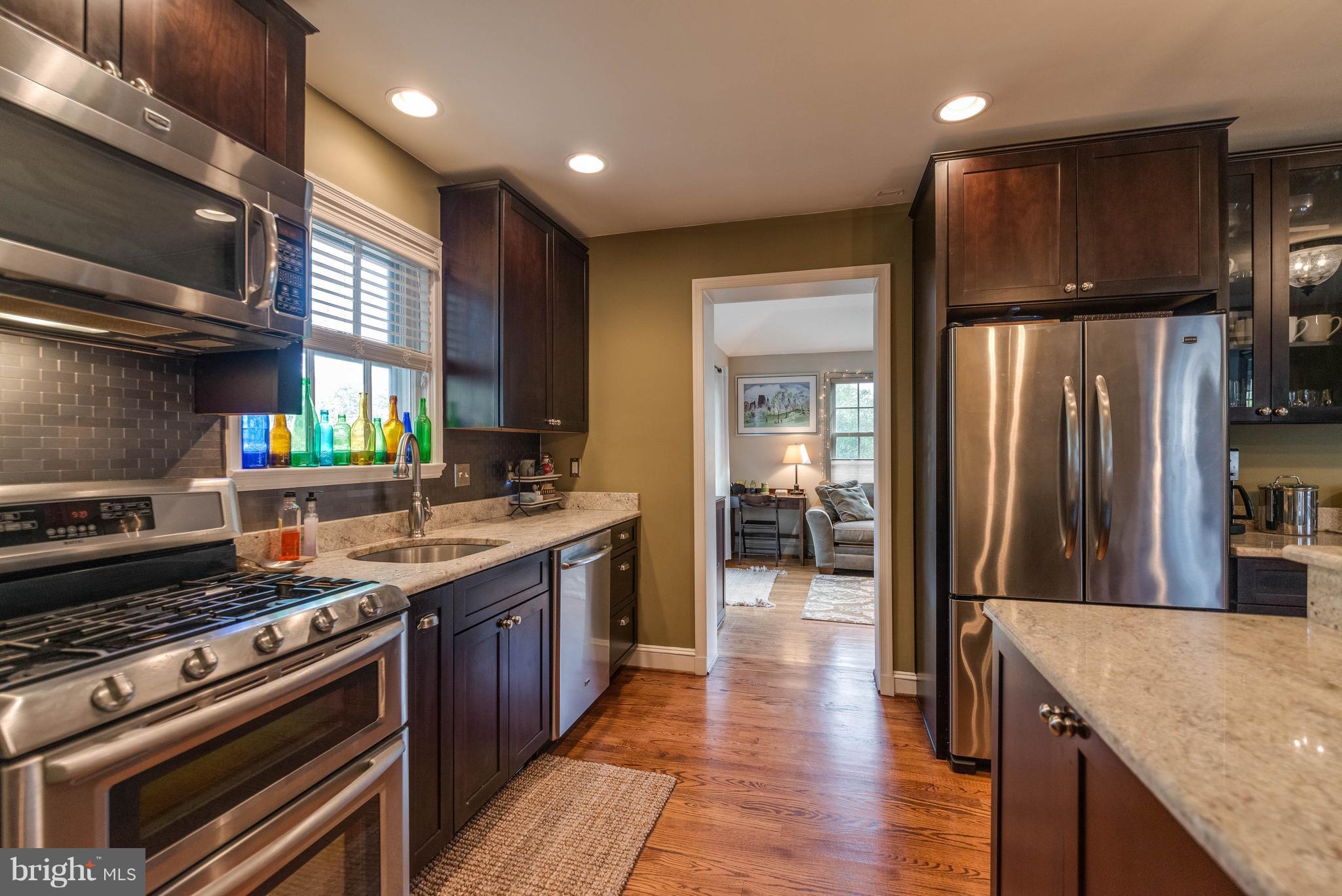 303 Broadmoor Road Baltimore, MD 21212 - Photo 10 of 30 Kitchen