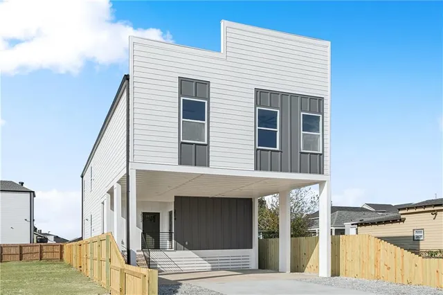 $2,300 | 3514 Hamburg Street, New Orleans, LA 70122