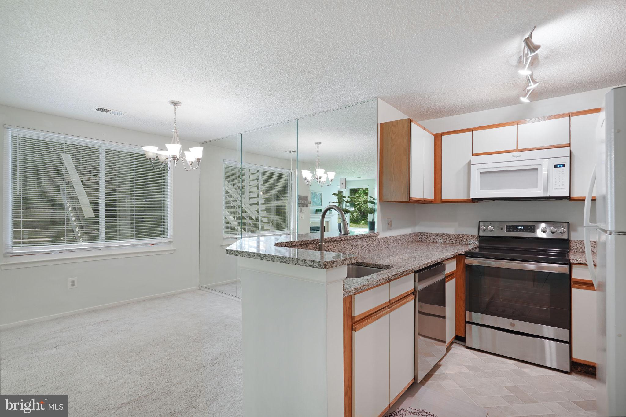 11723 Summerchase Circle Reston, VA 20194 - Photo 14 of 35