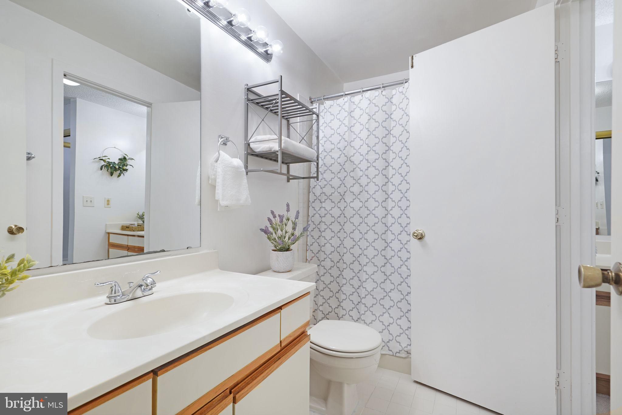 11723 Summerchase Circle Reston, VA 20194 - Photo 31 of 35