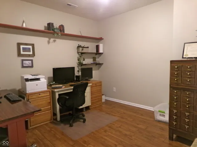 $289,900 | 8801 Twain Lane, Indianapolis, IN 46239