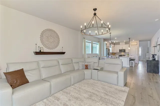 $519,900 | 5523 Spanish Moss Cove, Bradenton, FL 34203