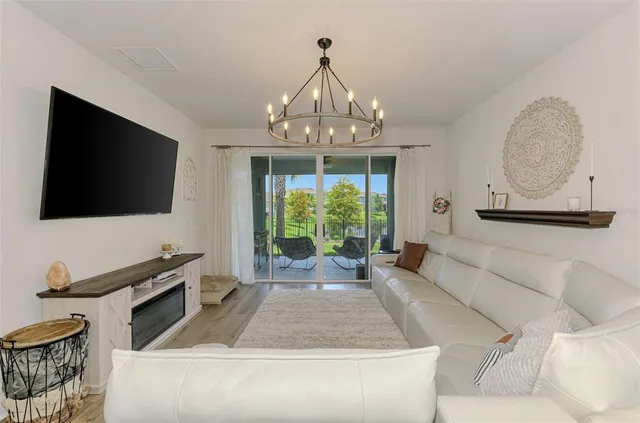 $519,900 | 5523 Spanish Moss Cove, Bradenton, FL 34203