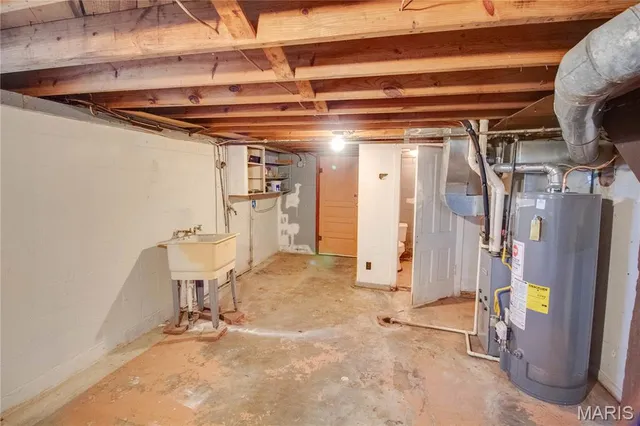 $69,000 | 236 Willowrun Drive, Moro, IL 62067