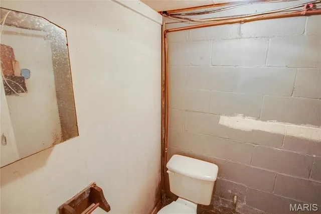 $69,000 | 236 Willowrun Drive, Moro, IL 62067