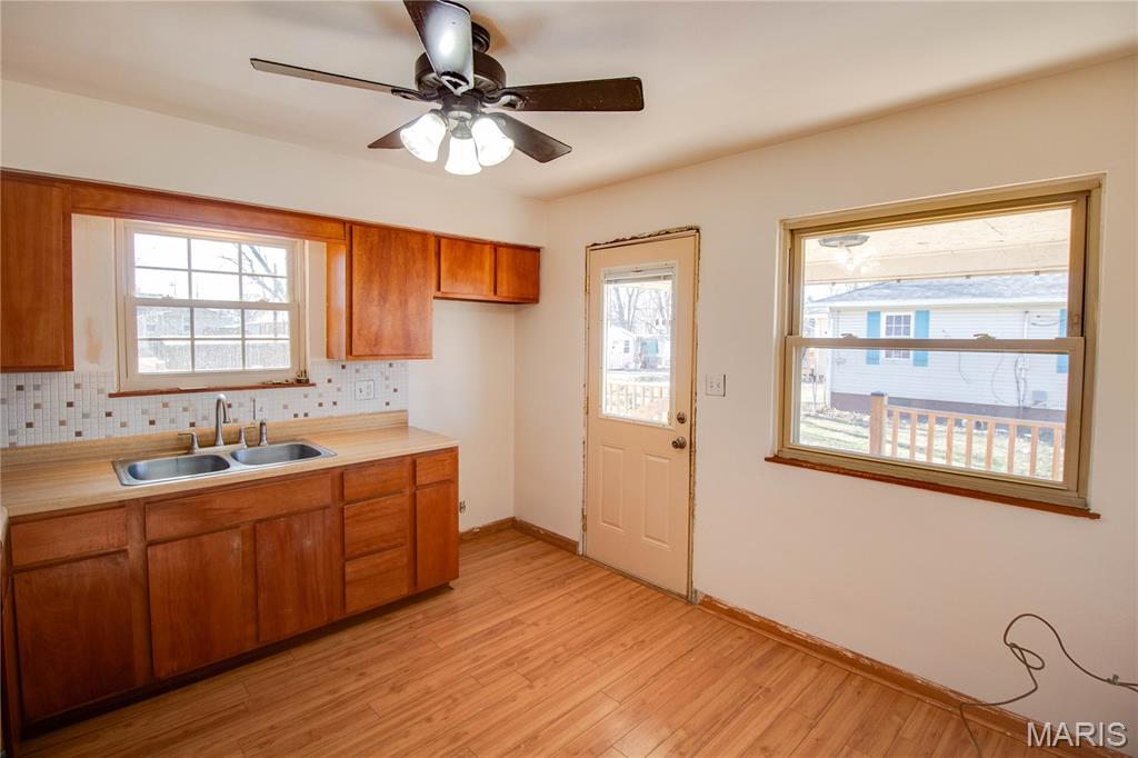 236 Willowrun Drive Moro, IL 62067 - Photo 10 of 32