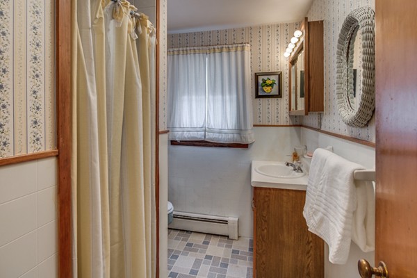28 Homestead Street Lexington, MA 02421 - Photo 27 of 30 Gallery Image 27