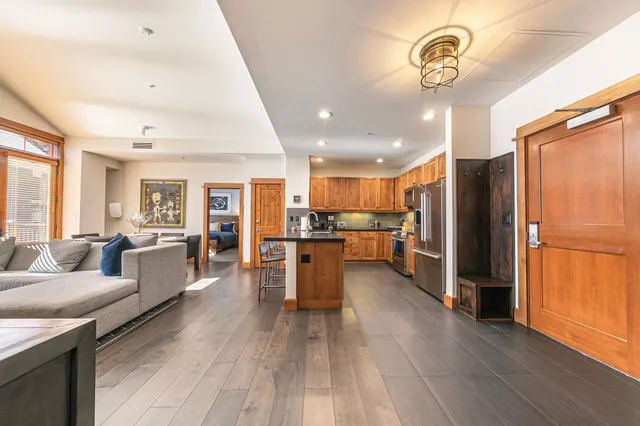 $1,525,000 | 3001 Northstar Drive, Unit 308, Truckee, CA 96161