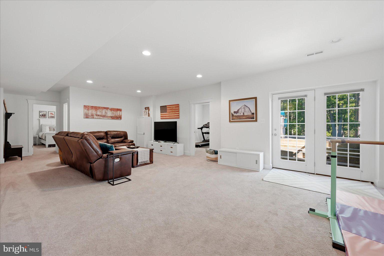 1812 Robeli Farms Road Fredericksburg, VA 22406 - Photo 22 of 45
